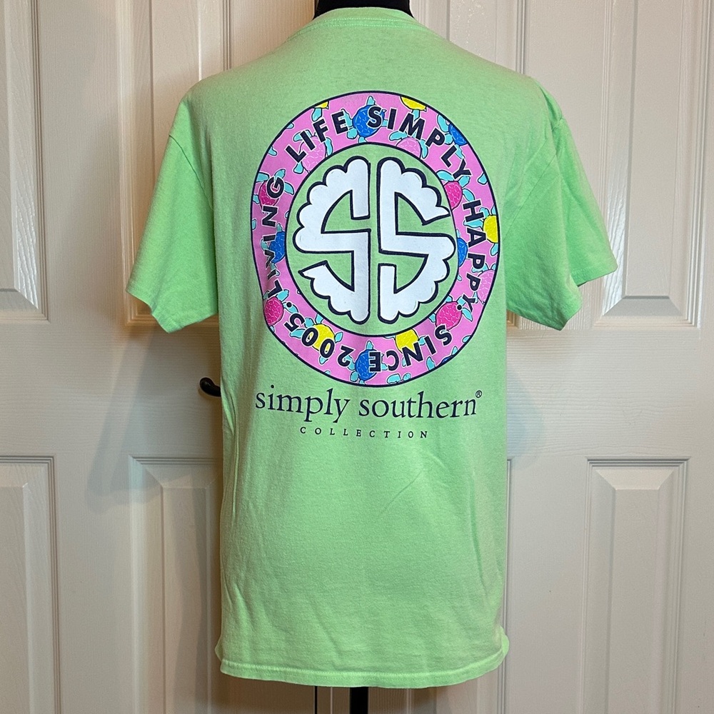 Simply Southern Lime Graphic Tee - Medium